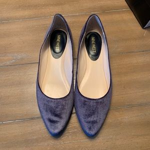 Nine West Pointed Toe Flats